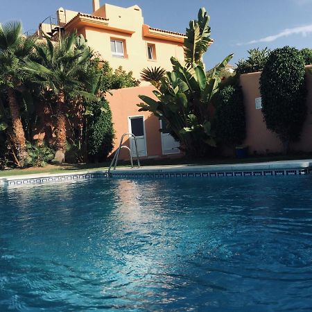 Marbella Deluxe Rooms In Royal Cabopino Townhouse ภายนอก รูปภาพ
